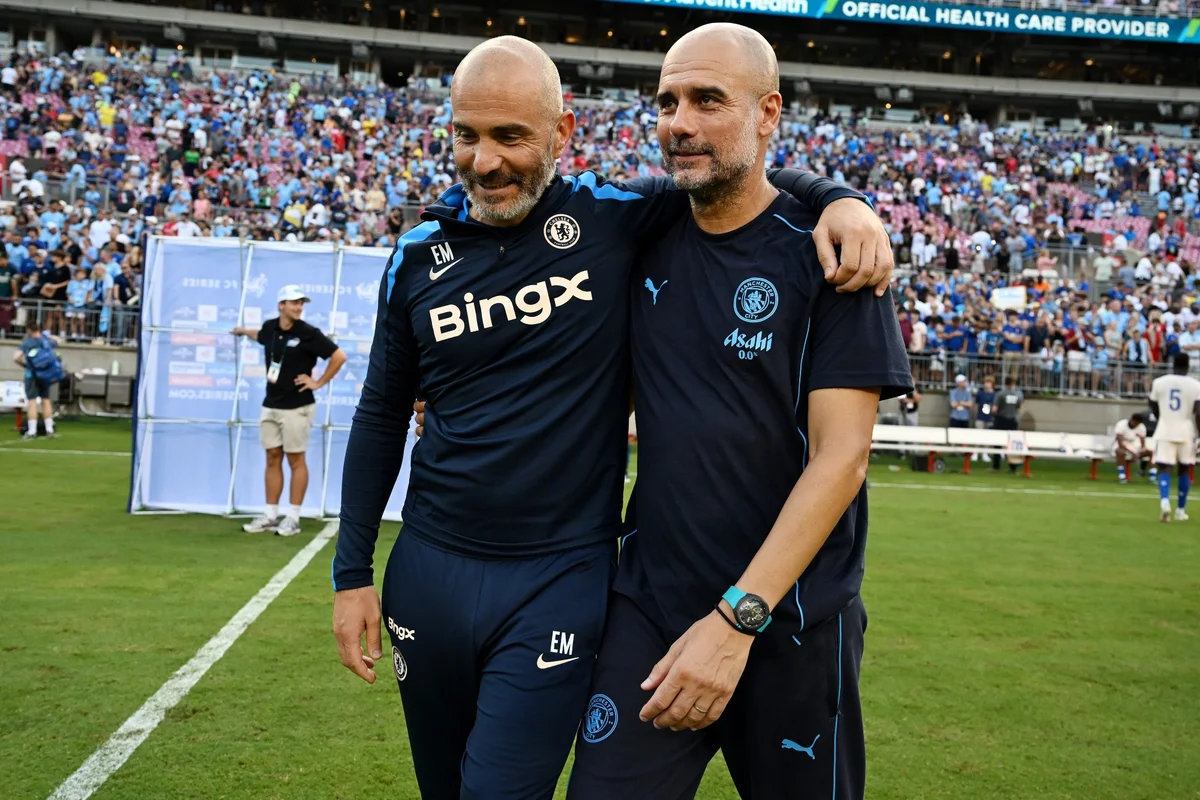 Enzo Maresca e Guardiola juntos no Manchester City