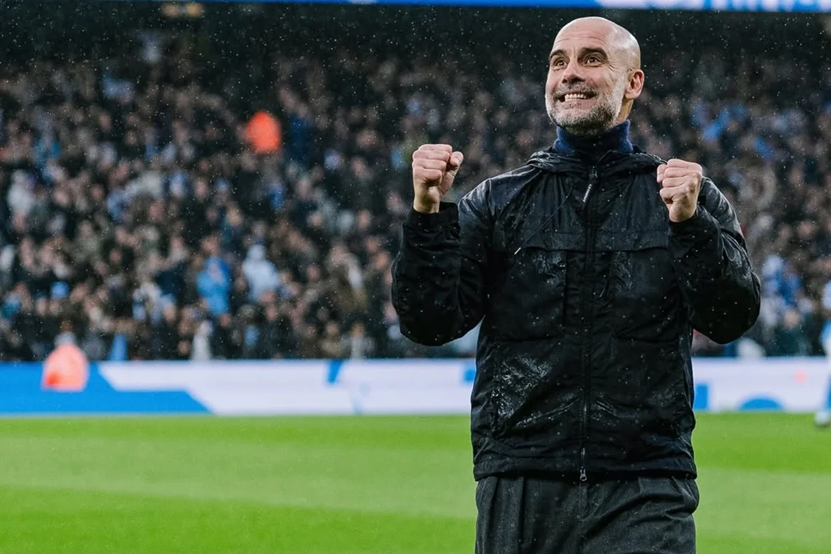 Guardiola celebra Copa da Liga Inglesa com Manchester City